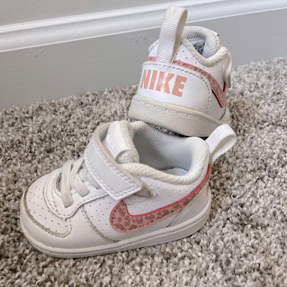 White & pink cheetah print NIKE baby girl shoes no tie